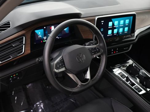 Used 2026 Volkswagen Atlas SE AWD/4WD image 22