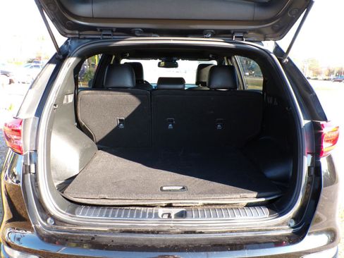 Used 2022 Kia Sportage Nightfall Edition w/ Nightfall Fwd Premium Package image 8