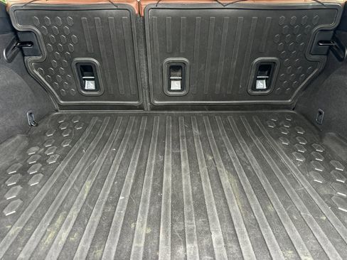 Used 2020 Subaru Outback Touring w/ Popular Package #2 image 34