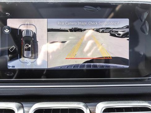 New 2026 Mercedes-Benz GLS 450 4MATIC image 16