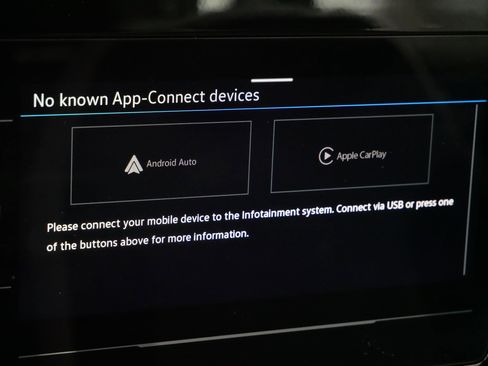 Certified 2025 Volkswagen Taos S image 28