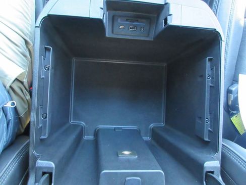 Used 2023 Chevrolet Silverado 2500 High Country w/ Z71 Off-Road Package image 33