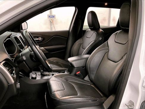 Used 2021 Jeep Cherokee Latitude Lux 80th Anniv w/ Quick Order Package 26U 80TH image 24