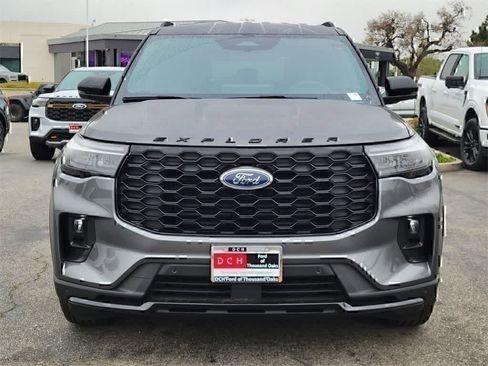 New 2026 Ford Explorer ST-Line w/ Premium Package RWD image 9