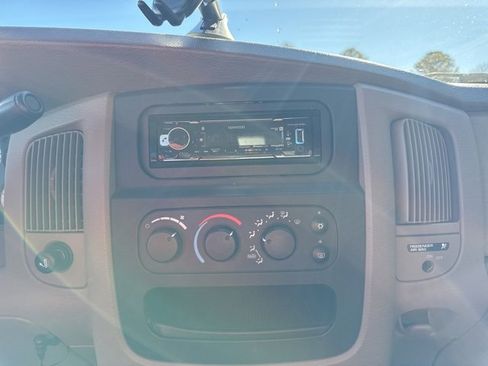 Used 2002 Dodge Ram 1500 Truck SLT image 11