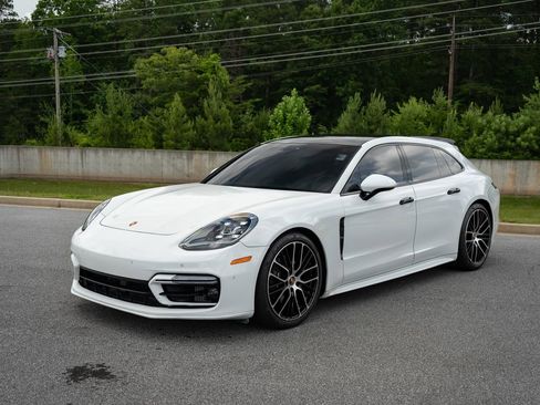 Used 2023 Porsche Panamera 4 w/ Premium Package AWD/4WD image 11