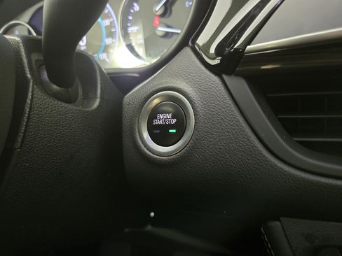 Used 2020 Buick Envision Premium w/ Driver Confidence Package AWD/4WD image 26