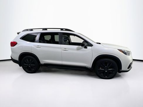 Used 2022 Subaru Ascent Onyx Edition image 4