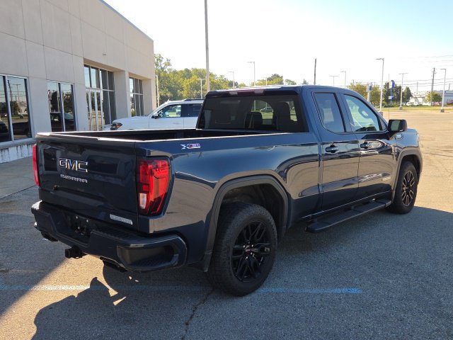 Used 2021 GMC Sierra 1500 Elevation w/ LPO, Elevation Black Package AWD/4WD image 5