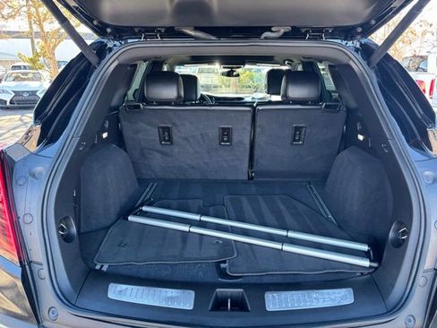 Certified 2025 Cadillac XT5 Premium Luxury image 37