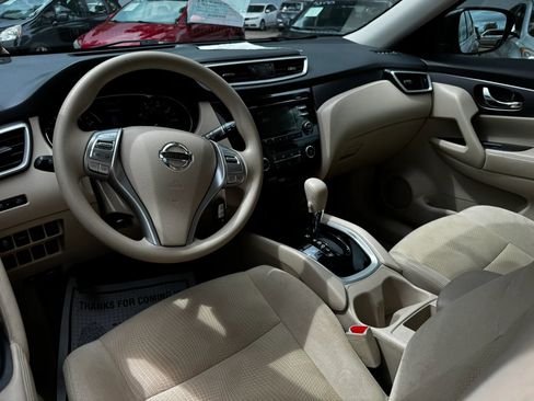 Used 2014 Nissan Rogue S FWD image 13