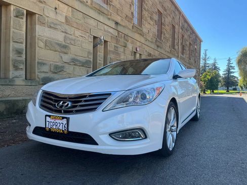 Used 2013 Hyundai Azera w/ Technology Pkg FWD image 27