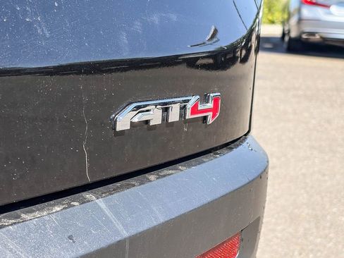 Used 2023 GMC Acadia AT4 AWD/4WD image 11