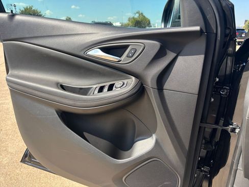 Used 2025 Buick Encore GX Preferred image 20