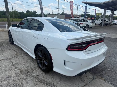 Used 2019 Dodge Charger GT w/ Performance Handling Group RWD image 8
