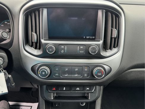 Used 2021 Chevrolet Colorado LT w/ LT Convenience Package image 21