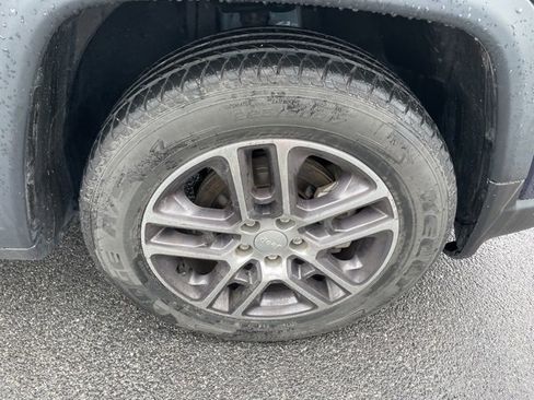 Used 2020 Jeep Compass Latitude image 9