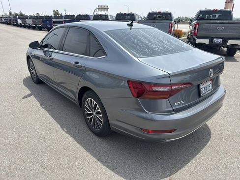 Used 2019 Volkswagen Jetta SEL FWD image 4
