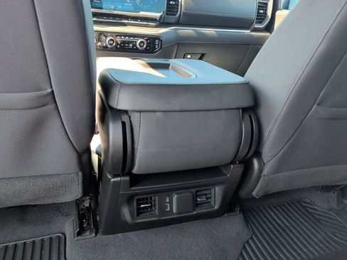 Used 2024 Chevrolet Silverado 1500 LT AWD/4WD image 18