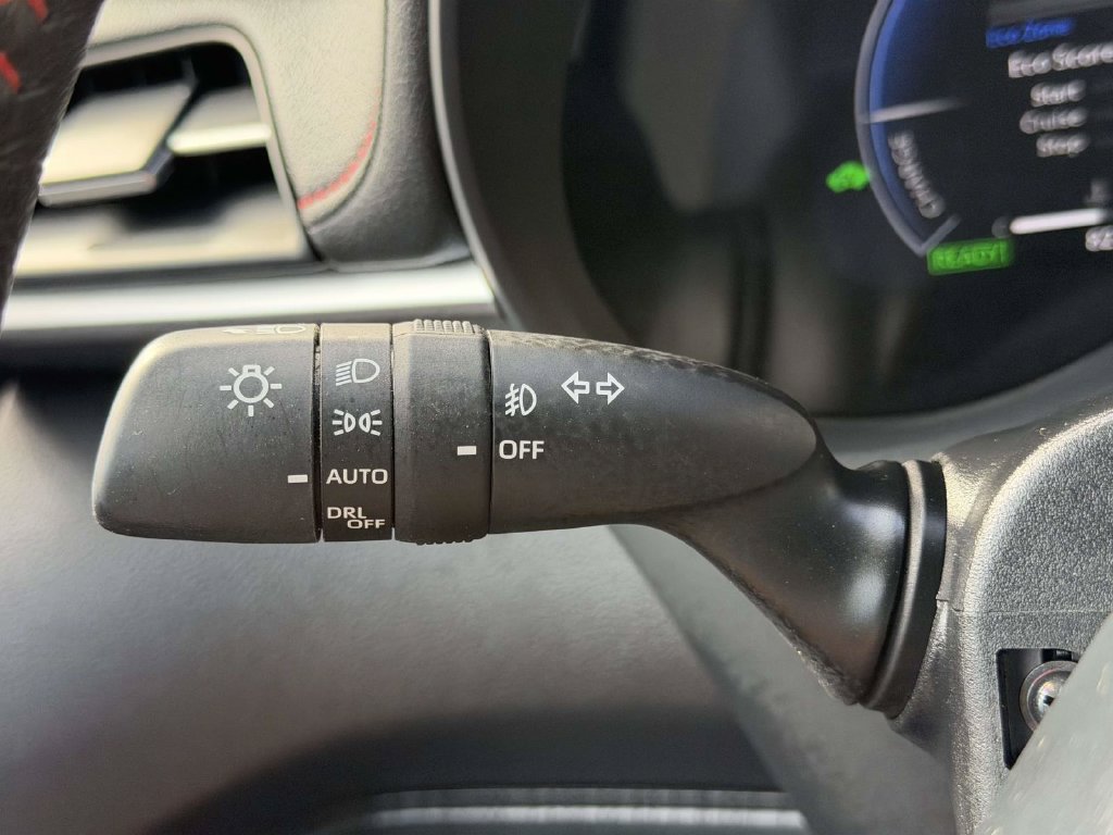 Used 2026 Toyota Sienna XSE AWD/4WD image 21
