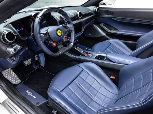 Certified 2023 Ferrari Portofino M RWD image 24
