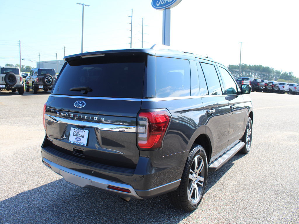Used 2024 Ford Expedition Limited AWD/4WD image 5