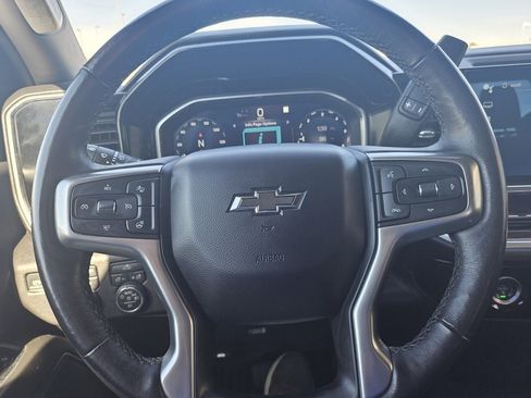 Used 2022 Chevrolet Silverado 1500 RST image 11