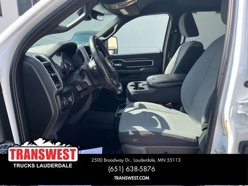 Used 2024 RAM 2500 Big Horn image 5