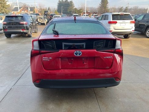 Used 2022 Toyota Prius LE image 5