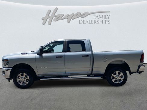 Used 2026 RAM 2500 Big Horn AWD/4WD image 9