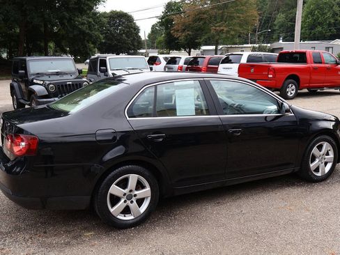 Used 2008 Volkswagen Jetta SE FWD image 10