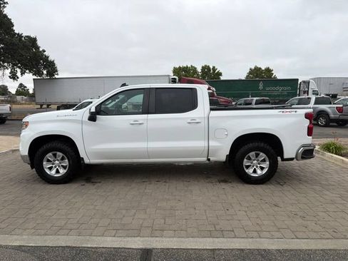 Used 2024 Chevrolet Silverado 1500 LT w/ Protection Package AWD/4WD image 4