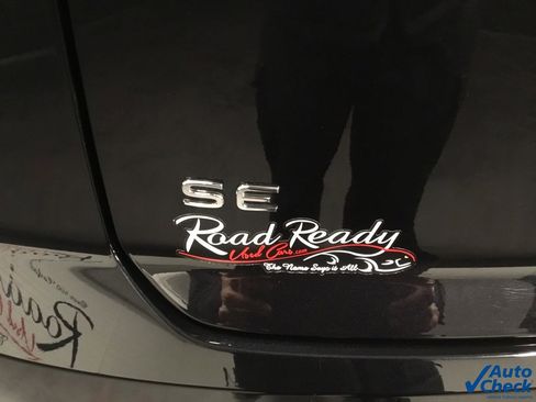 Used 2021 Volkswagen Atlas Cross Sport SE image 15