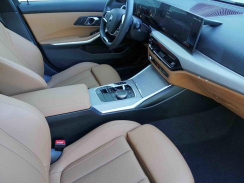 Certified 2025 BMW 330i xDrive Sedan image 10