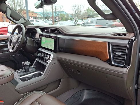Used 2023 GMC Sierra 1500 Denali w/ Denali Reserve Package image 30
