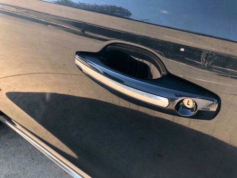 Used 2019 Lincoln Nautilus Reserve image 10