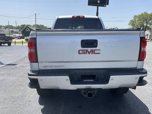Used 2015 GMC Sierra 2500 Denali w/ Duramax Plus Package AWD/4WD image 4