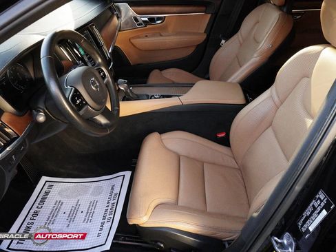 Used 2017 Volvo S90 T6 Inscription w/ Vision Package image 17