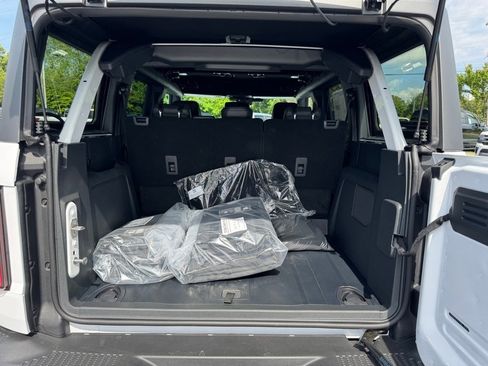 New 2025 Ford Bronco Badlands image 41