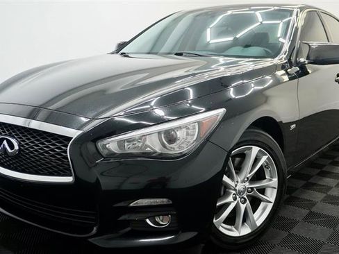 Used 2017 INFINITI Q50 Signature Edition w/ All Weather Package (L93) image 45