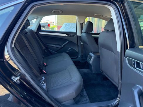 Used 2016 Volkswagen Passat 1.8T S image 27