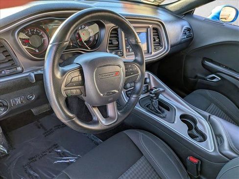 Used 2019 Dodge Challenger SXT w/ Blacktop Package image 10