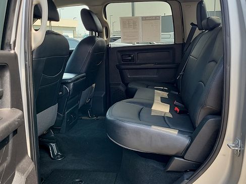 Used 2016 RAM 1500 Express AWD/4WD image 12