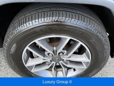 Certified 2020 Jeep Grand Cherokee Limited w/ Luxury Group II AWD/4WD image 14