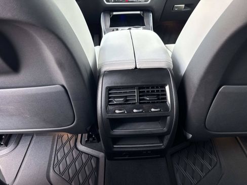 Used 2025 BMW X5 xDrive40i w/ Premium Package AWD/4WD image 17
