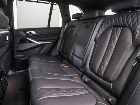 Used 2026 BMW X5 M60i image 23