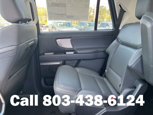 New 2025 Ford Expedition Active image 13