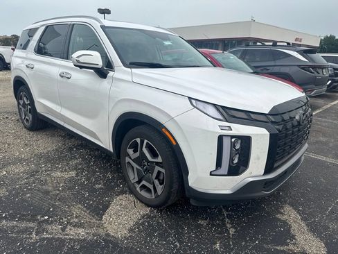 Used 2024 Hyundai Palisade SEL w/ Premium Package AWD/4WD image 8