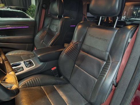 Used 2018 Jeep Grand Cherokee Trackhawk AWD/4WD image 16