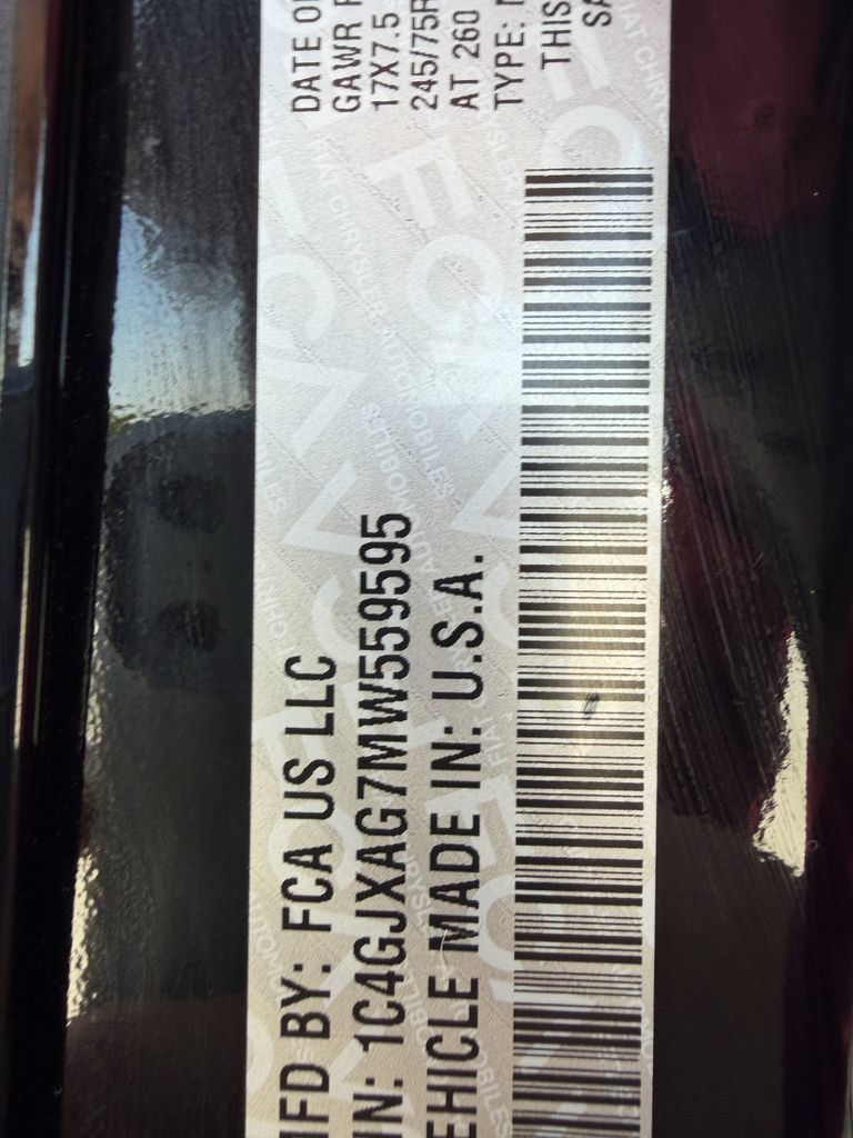 Used 2021 Jeep Wrangler Sport AWD/4WD image 28